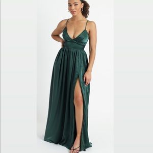 I Want The World To Know Dress in Emerald Satin